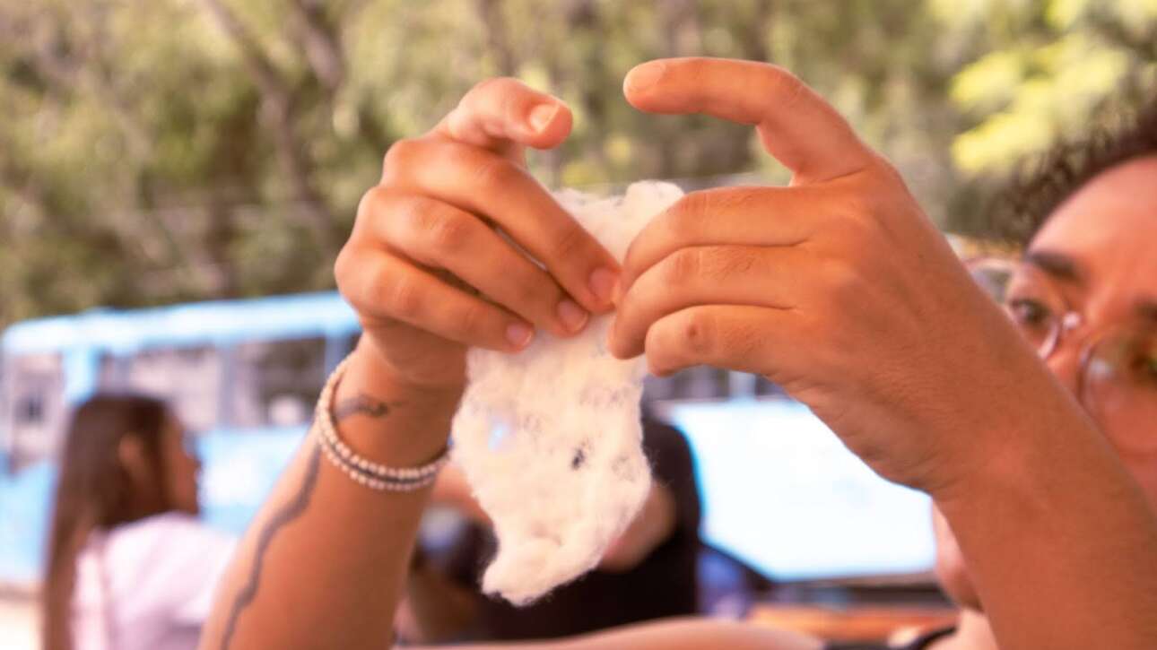 Oficina "Laboratório das Linhas", pela artista Javiera